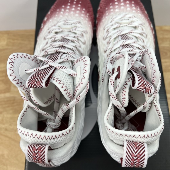 Under Armour Men's 11 Spotlight Clone 3.0 MC Football Cleats 3026334-107 WHT/RED - Picture 9 of 12